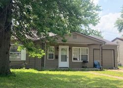 Pre-foreclosure in  SAINT BENEDICT DR East Saint Louis, IL 62206