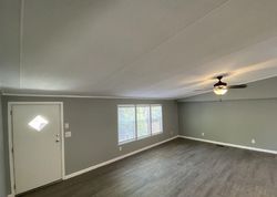 Pre-foreclosure Listing in KERRY DR SATSUMA, FL 32189