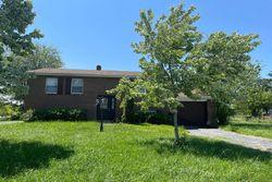 Pre-foreclosure in  BEAUMONT RD Dover, PA 17315