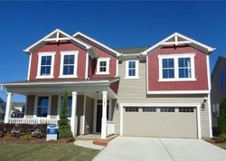 Pre-foreclosure in  RUTLEDGE HILLS DR York, SC 29745