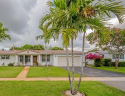 Pre-foreclosure in  SW 4TH CT Fort Lauderdale, FL 33317