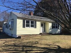 Pre-foreclosure in  MERIDEN WATERBURY TPKE Southington, CT 06489