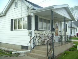 Pre-foreclosure in  E BRONSON ST Streator, IL 61364