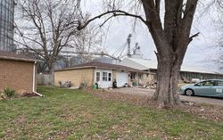 Pre-foreclosure in  S MEADOW LN Manito, IL 61546