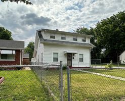 Pre-foreclosure in  NORWALDO AVE Indianapolis, IN 46205