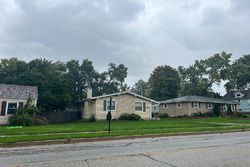 Pre-foreclosure in  E MIDDLE ST South Elgin, IL 60177