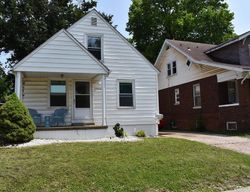 Pre-foreclosure in  STATE ST Granite City, IL 62040