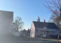 Pre-foreclosure in  WELLS ST Port Huron, MI 48060