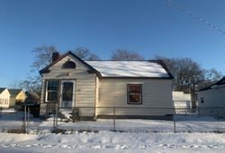 Pre-foreclosure in  KENNETH ST Muskegon, MI 49442