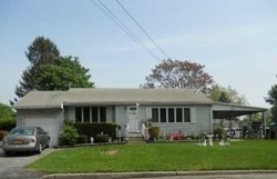 Pre-foreclosure in  FAIRDALE DR Brentwood, NY 11717