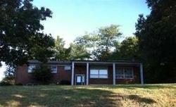 Pre-foreclosure in  LUCKY HOLLOW RD Hickory, NC 28601