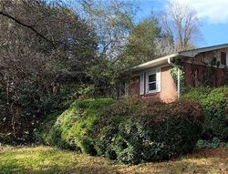 Pre-foreclosure in  KENILWORTH RD Asheville, NC 28803