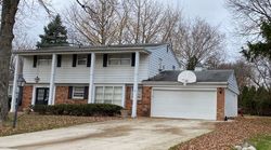 Pre-foreclosure in  WICKLOW CT Farmington, MI 48334