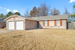Pre-foreclosure in  BLUE BONNET PL Oklahoma City, OK 73128