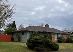 Pre-foreclosure in  NE 105TH AVE Portland, OR 97220