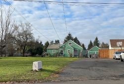 Pre-foreclosure in  BROOKS AVE NE Salem, OR 97303