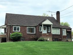 Pre-foreclosure in  ARTLEE AVE Butler, PA 16001