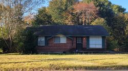 Pre-foreclosure in  KENDRICK RD Jonesboro, GA 30238