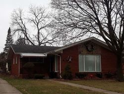 Pre-foreclosure in  KIMLAND CT Redford, MI 48239