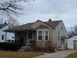 Pre-foreclosure in  ELKHART ST Harper Woods, MI 48225