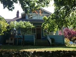 Pre-foreclosure in  WOODLAWN AVE N Seattle, WA 98103