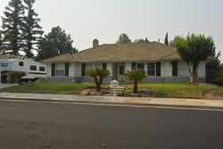 Pre-foreclosure in  E AVILA DR Tulare, CA 93274