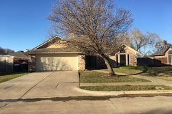 Pre-foreclosure in  SAND STONE DR Sanger, TX 76266