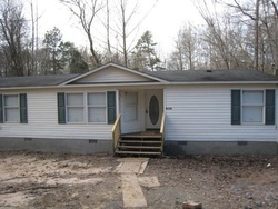 Pre-foreclosure in  PARADISE DR Powell, TN 37849