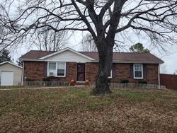 Pre-foreclosure in  CHEATHAM DR Clarksville, TN 37042