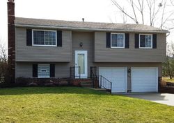 Pre-foreclosure in  BELFAIR DR Twinsburg, OH 44087