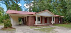 Pre-foreclosure in  HAYDEN ST Walterboro, SC 29488