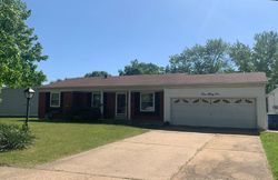 Pre-foreclosure Listing in WHITE BIRCH WAY HAZELWOOD, MO 63042