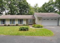 Pre-foreclosure in  CLUBHOUSE DR Bernville, PA 19506