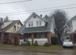 Pre-foreclosure in  JACKSON AVE Erie, PA 16504