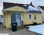 Pre-foreclosure in  MAPLE LEAF DR Cleveland, OH 44125