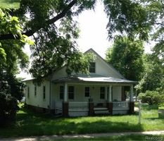 Pre-foreclosure in  FARMINGTON RD Farmington, MI 48334