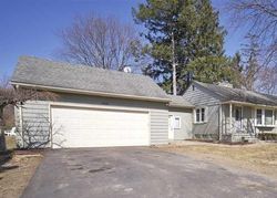 Pre-foreclosure in  ELSINORE DR Waterford, MI 48328