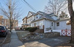 Pre-foreclosure in  SUMMIT ST Ridgefield Park, NJ 07660