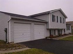 Pre-foreclosure in  ROYAL PKWY N Lockport, NY 14094