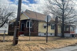 Pre-foreclosure in  W EVESHAM RD Glendora, NJ 08029