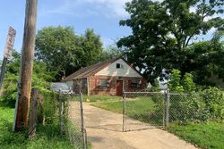 Pre-foreclosure in  DELMAR ST New Castle, DE 19720