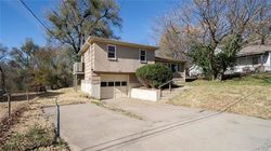 Pre-foreclosure in  S 9TH ST Saint Joseph, MO 64504