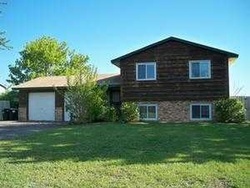 Pre-foreclosure in  135TH AVE NW Andover, MN 55304