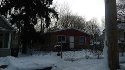 Pre-foreclosure in  KNOLLWOOD AVE Lansing, MI 48906