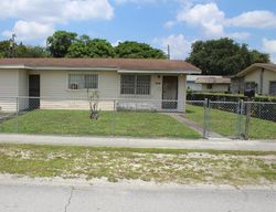 Pre-foreclosure in  NW 19TH AVE Miami, FL 33147