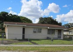 Pre-foreclosure in  NW 19TH AVE Miami, FL 33147