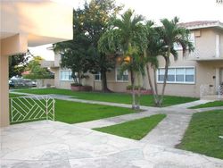 Pre-foreclosure in  N TREASURE DR Miami Beach, FL 33141