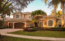 Pre-foreclosure in  NEW WATERFORD CV Delray Beach, FL 33446