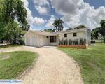 Pre-foreclosure in  LAGG AVE Fort Myers, FL 33901