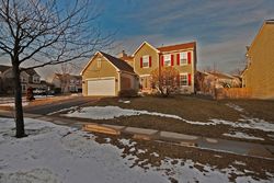 Pre-foreclosure in  MACKINAC ST Lake In The Hills, IL 60156